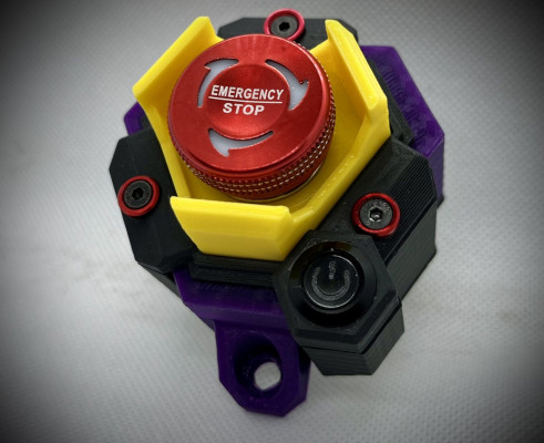 Thanos Controller Emergency Stop - IMG_0929_7797d295838112f5c4e7e42033e482db